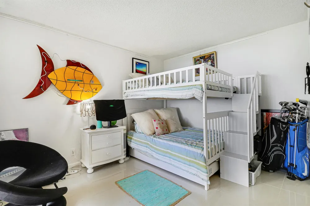 5420 Ocean Drive #204 Singer Island, FL 33404