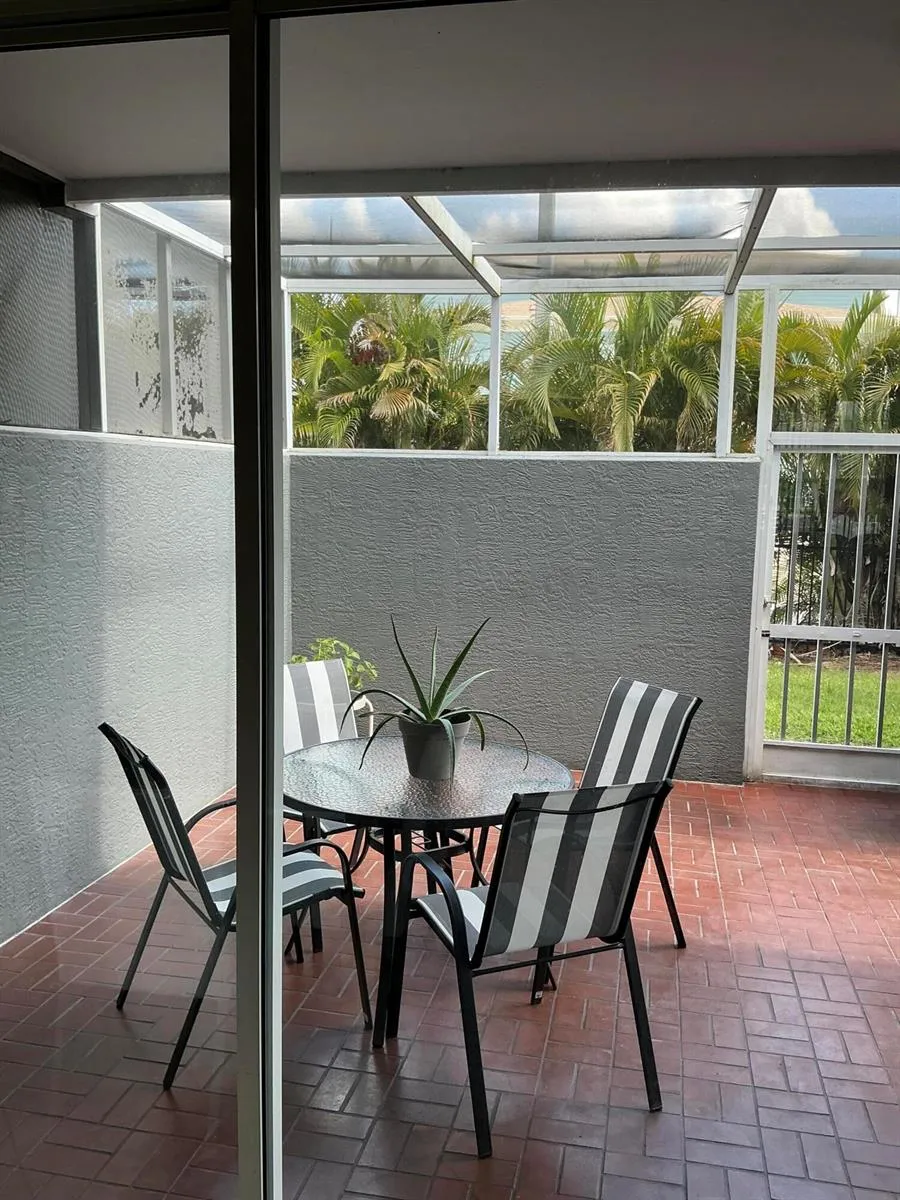 3829 Schoolhouse Rd Road E #3 Fort Myers, FL 33916