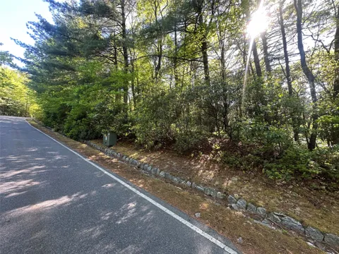 RR 17 Lakeside Drive