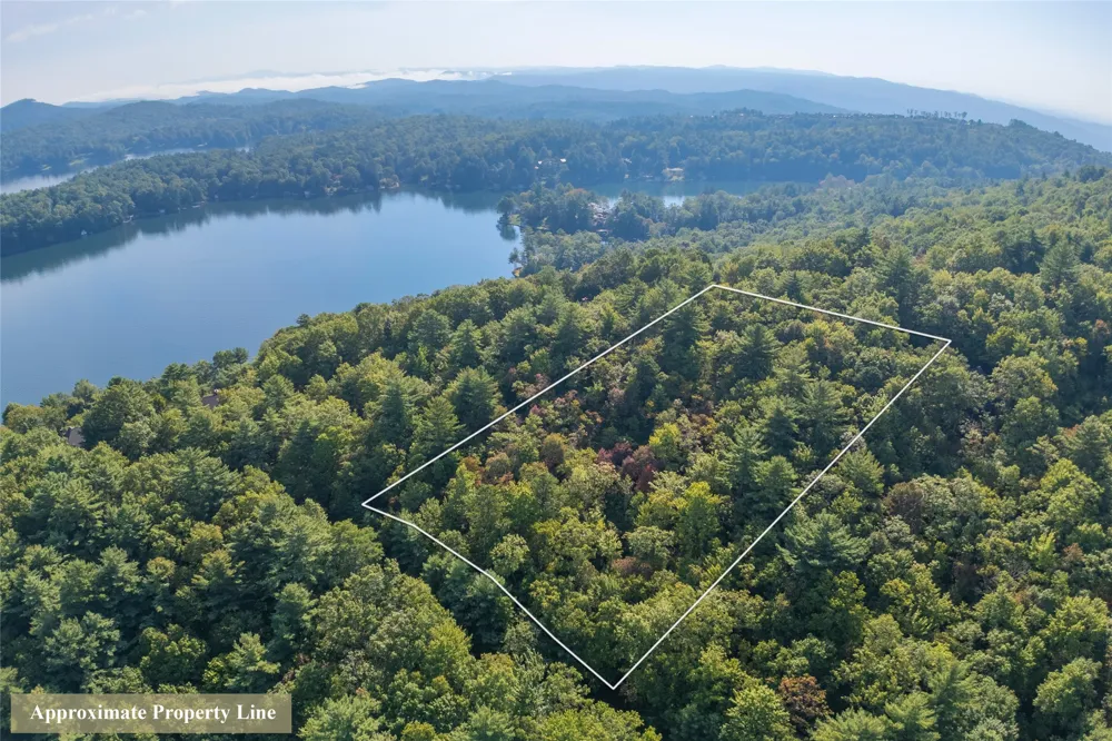 RR 17 Lakeside Drive Lake Toxaway, NC 28747