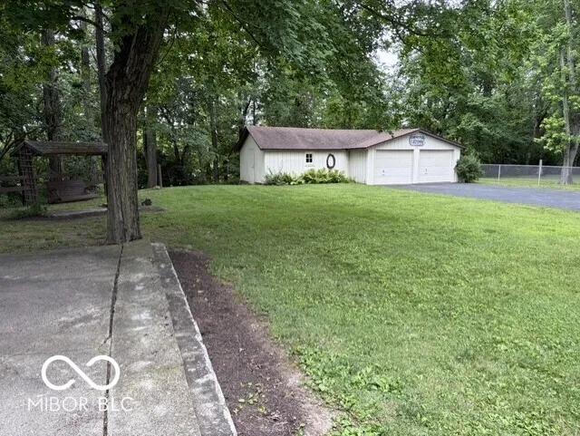 416 McCullum Knightstown, IN 46148