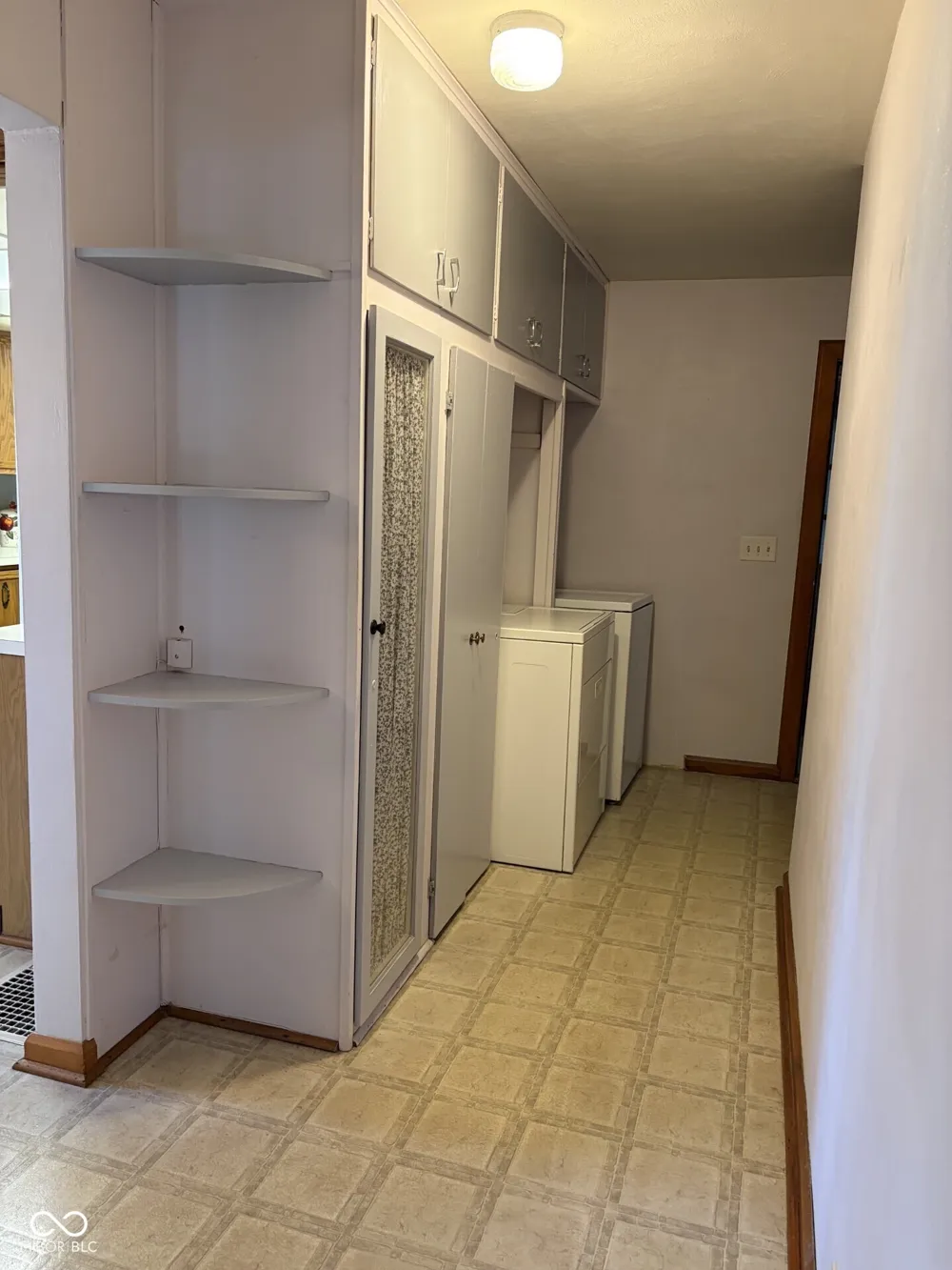 416 McCullum Knightstown, IN 46148
