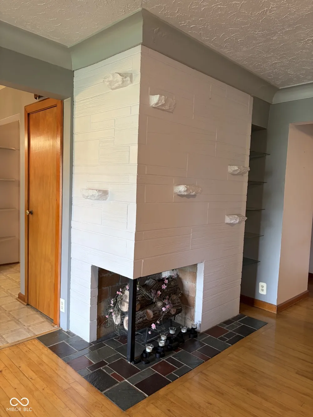 416 McCullum Knightstown, IN 46148