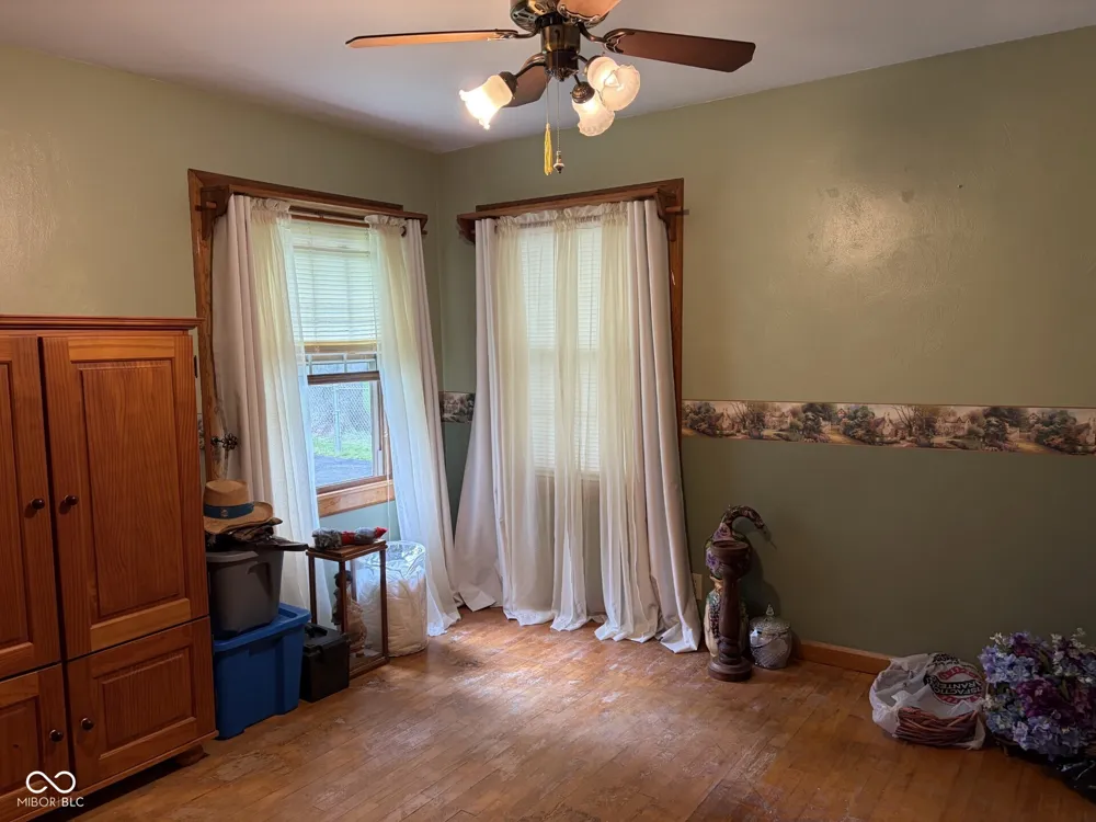 416 McCullum Knightstown, IN 46148