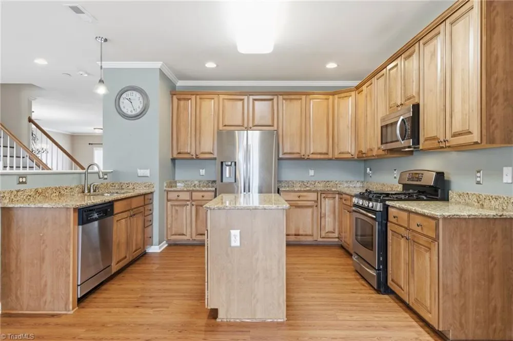 195 Creeks Edge Court Clemmons, NC 27012