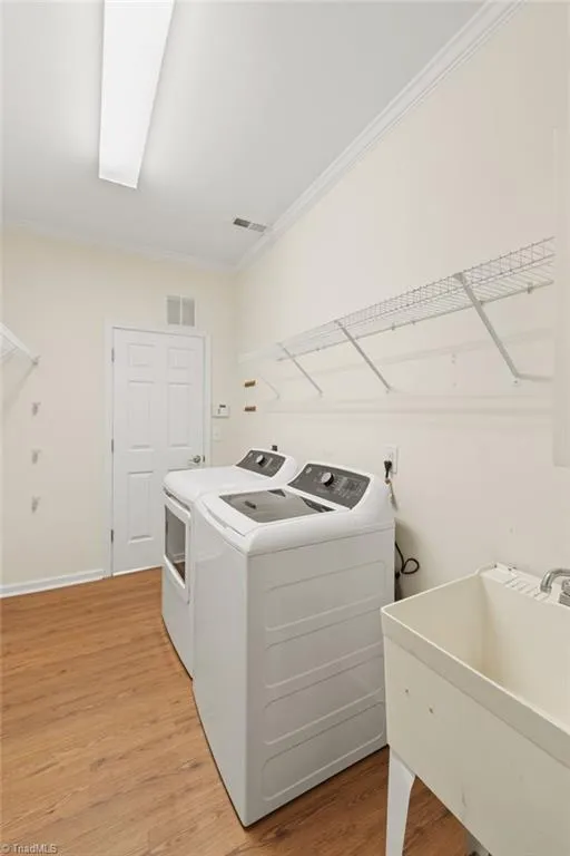 195 Creeks Edge Court Clemmons, NC 27012