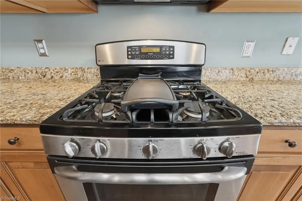 195 Creeks Edge Court Clemmons, NC 27012