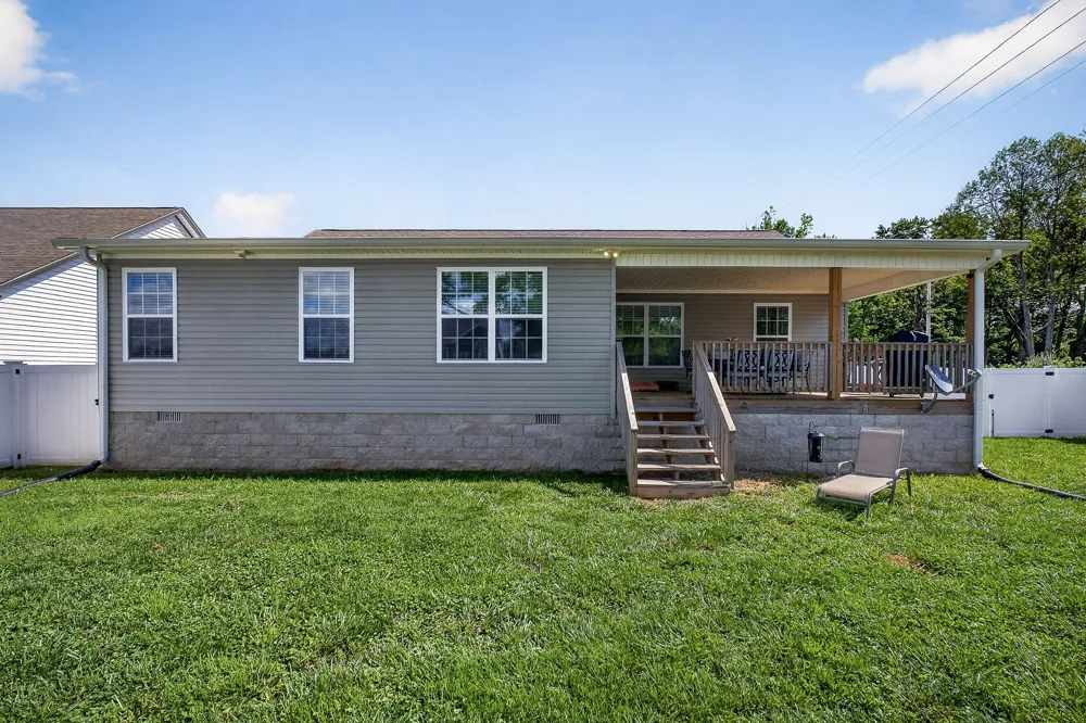 100 Reece Rd Baxter, TN 38544