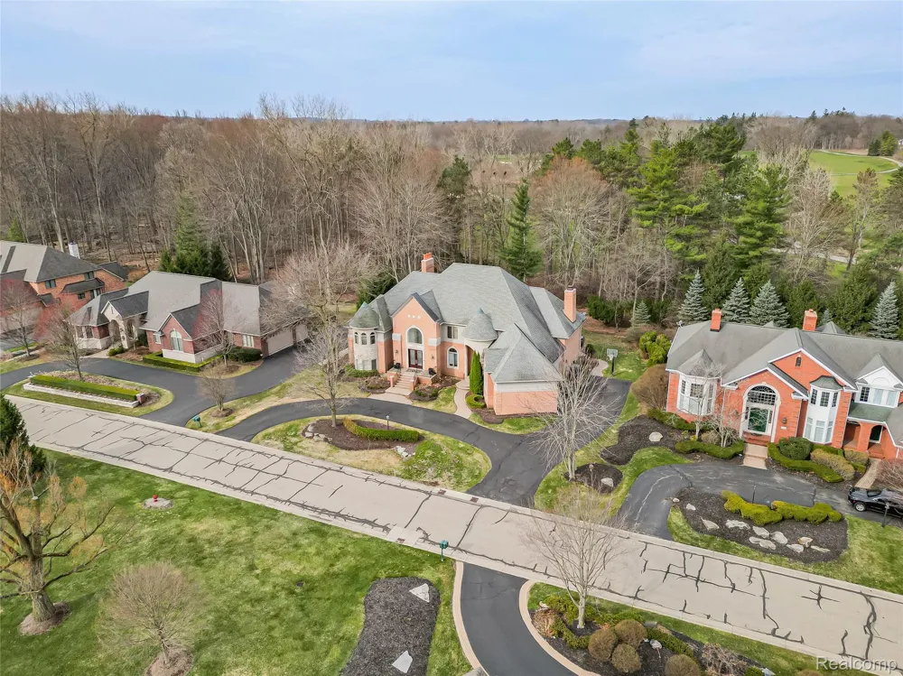 3586 Walnut Brook Drive Rochester Hills City, MI 48309
