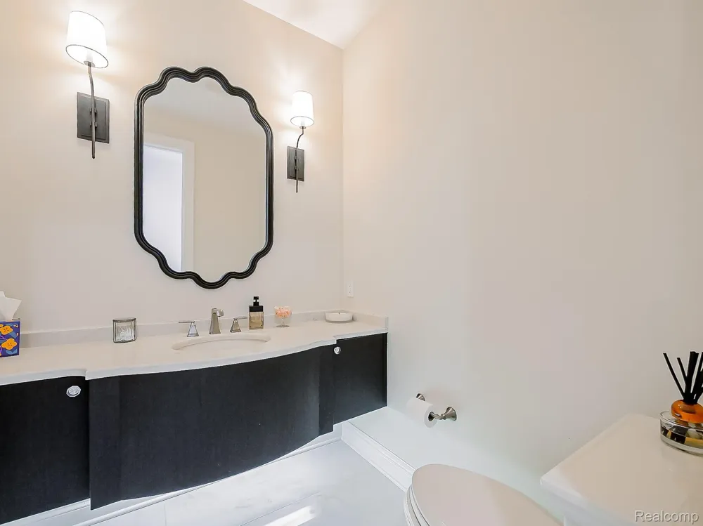 3586 Walnut Brook Drive Rochester Hills City, MI 48309