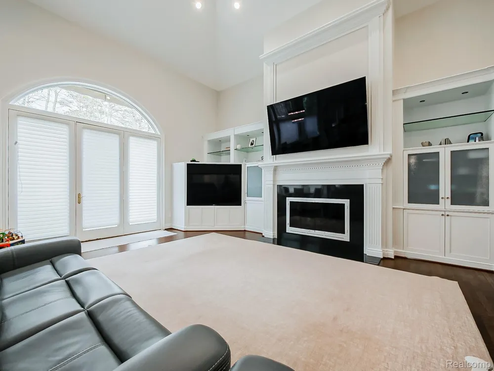 3586 Walnut Brook Drive Rochester Hills City, MI 48309