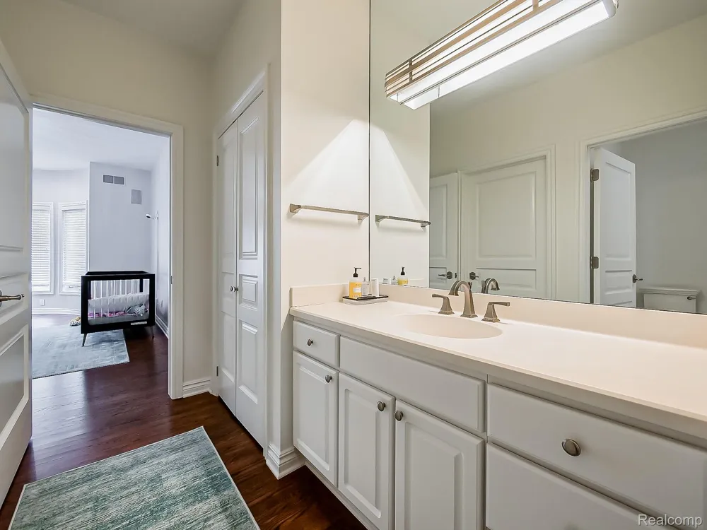 3586 Walnut Brook Drive Rochester Hills City, MI 48309