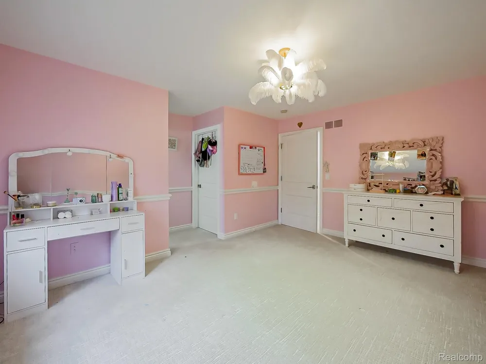 3586 Walnut Brook Drive Rochester Hills City, MI 48309