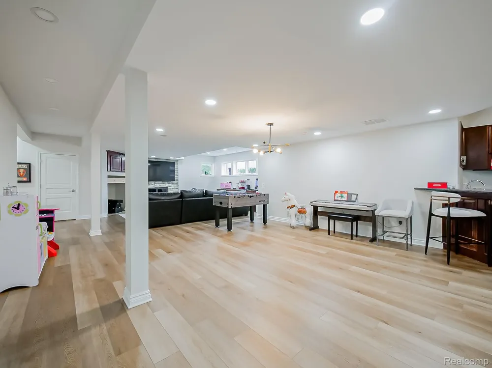 3586 Walnut Brook Drive Rochester Hills City, MI 48309