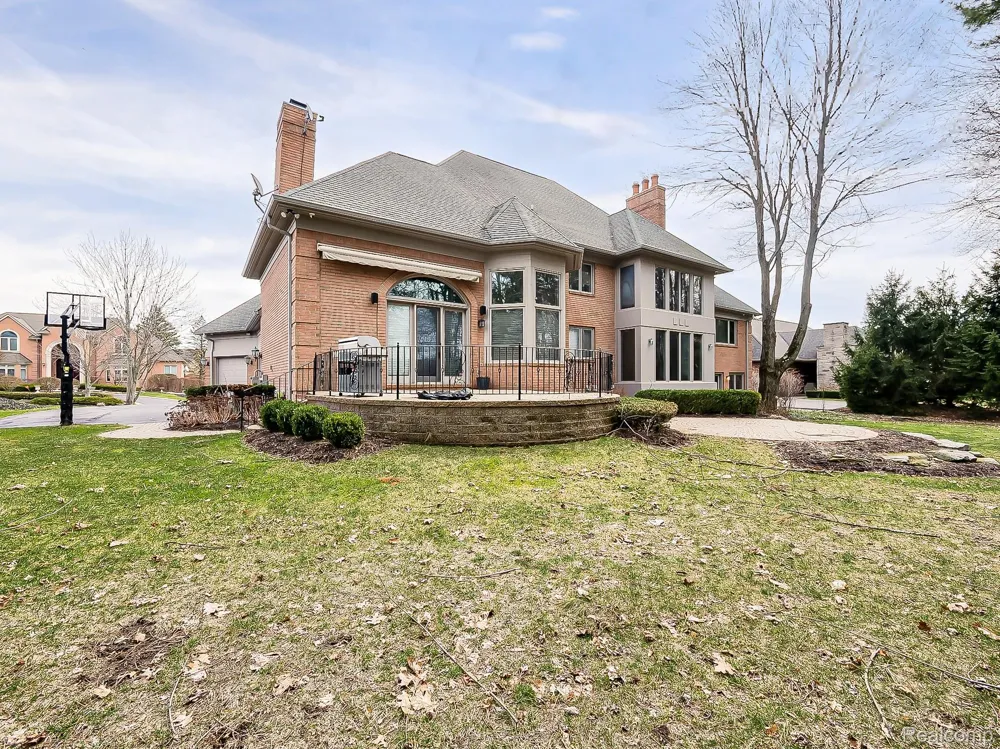 3586 Walnut Brook Drive Rochester Hills City, MI 48309