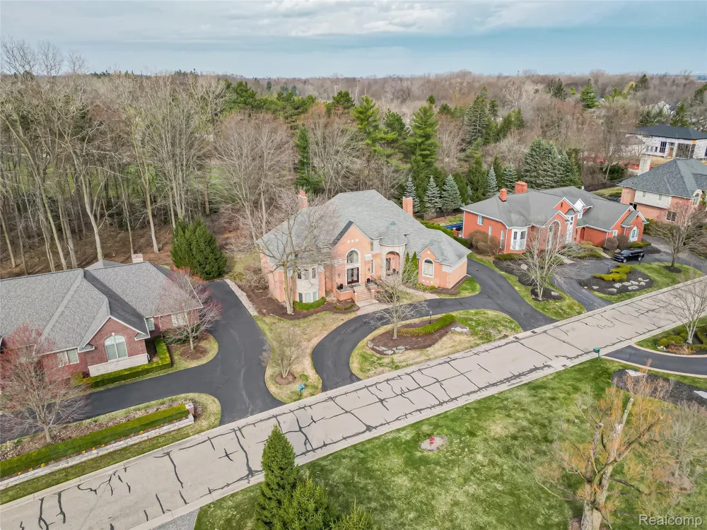 3586 Walnut Brook Drive Rochester Hills City, MI 48309
