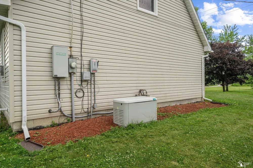 24677 WALTZ ROAD Huron Charter Township, MI 48164
