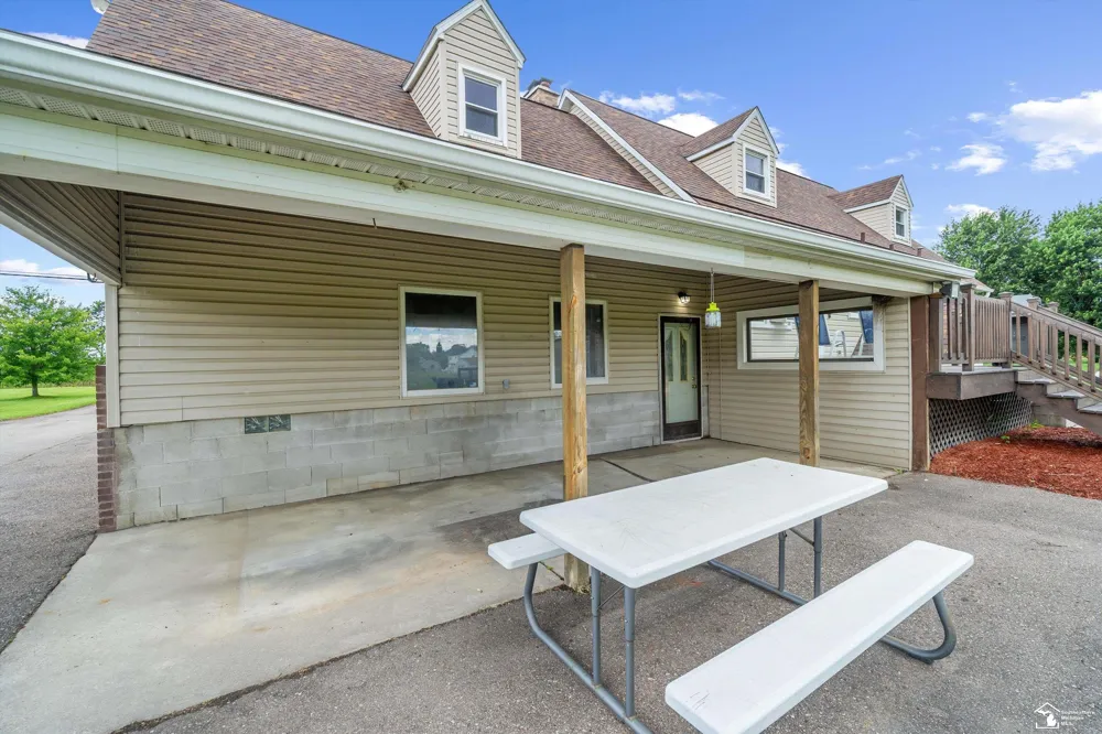 24677 WALTZ ROAD Huron Charter Township, MI 48164