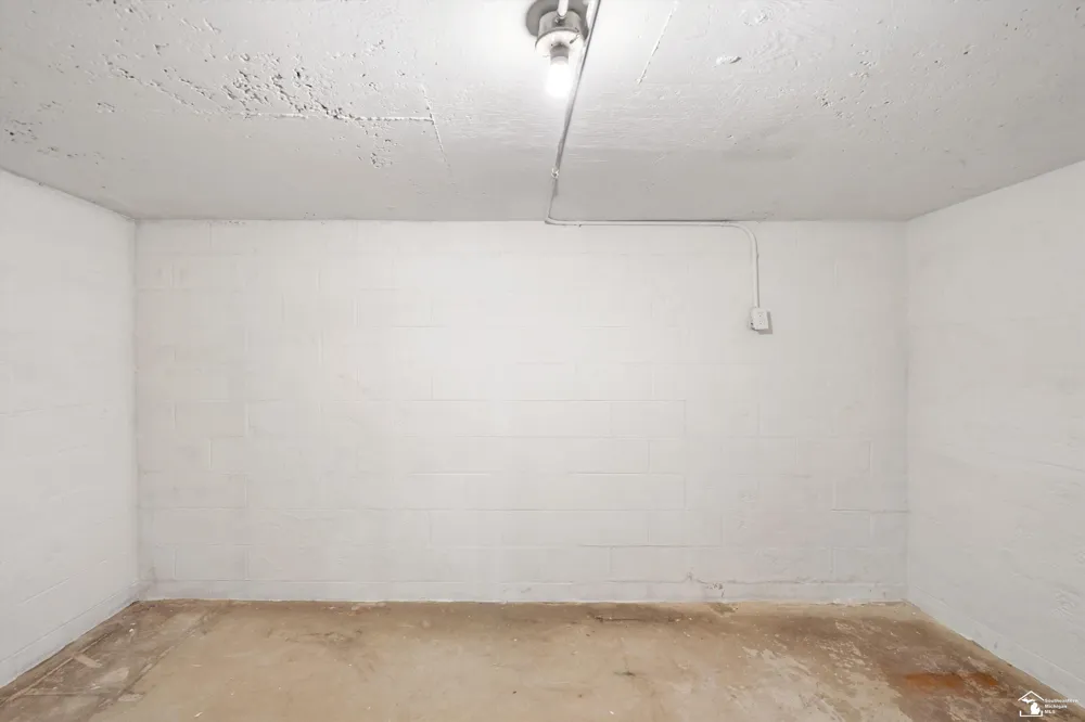 24677 WALTZ ROAD Huron Charter Township, MI 48164