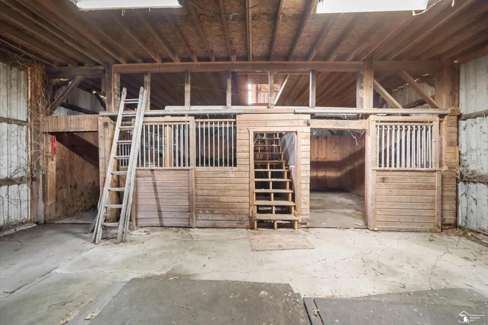 24677 WALTZ ROAD Huron Charter Township, MI 48164