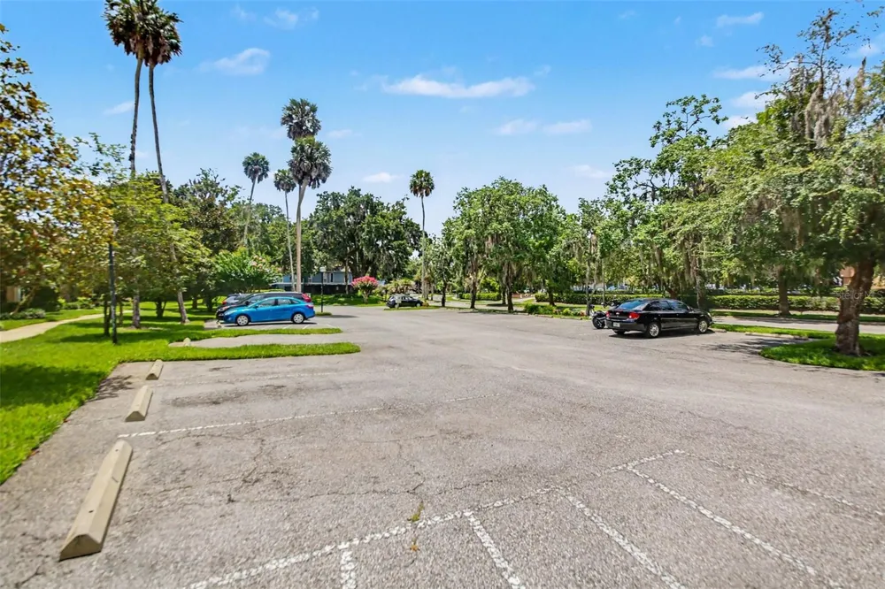 429 SHEOAH BOULEVARD #9 Winter Springs, FL 32708