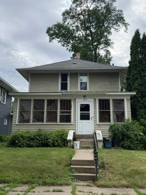 103 S 8th Street