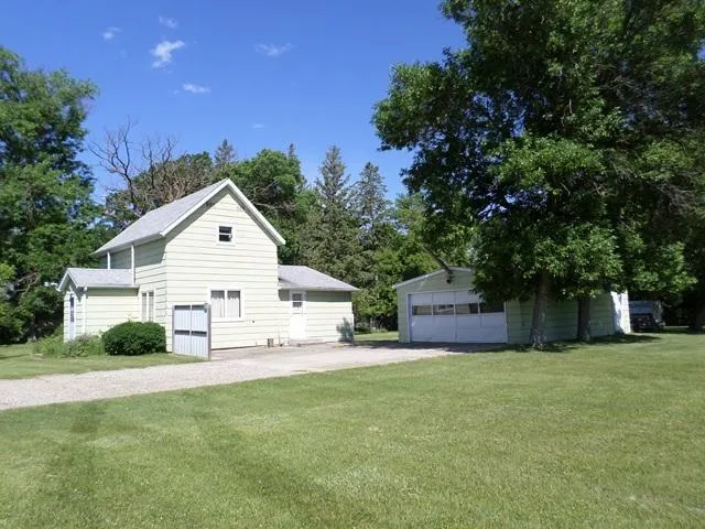 201 Greenwood Street E Thief River Falls, MN 56701