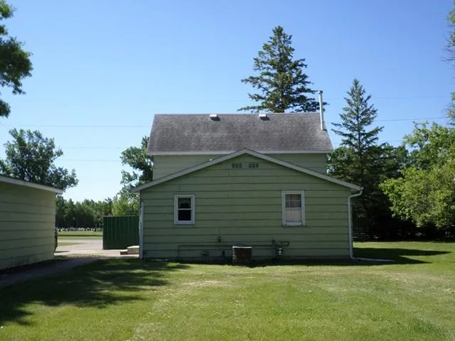 201 Greenwood Street E Thief River Falls, MN 56701