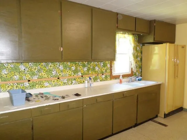 201 Greenwood Street E Thief River Falls, MN 56701
