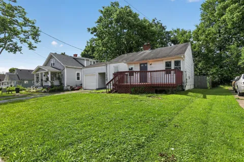 1933 Shollenberger Avenue