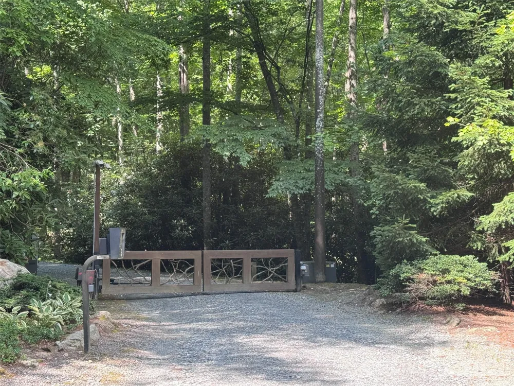 10A Reserve Road Brevard, NC 28768