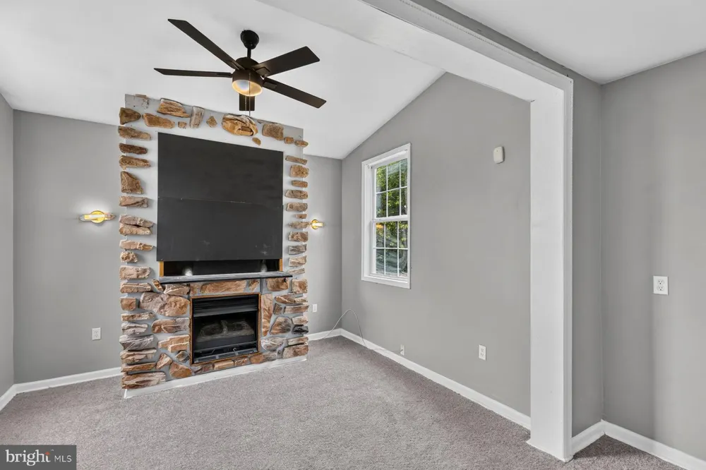 2803 FLEETWOOD AVENUE Baltimore, MD 21214
