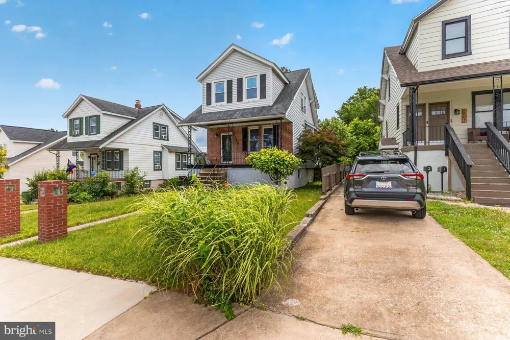 2803 FLEETWOOD AVENUE Baltimore, MD 21214