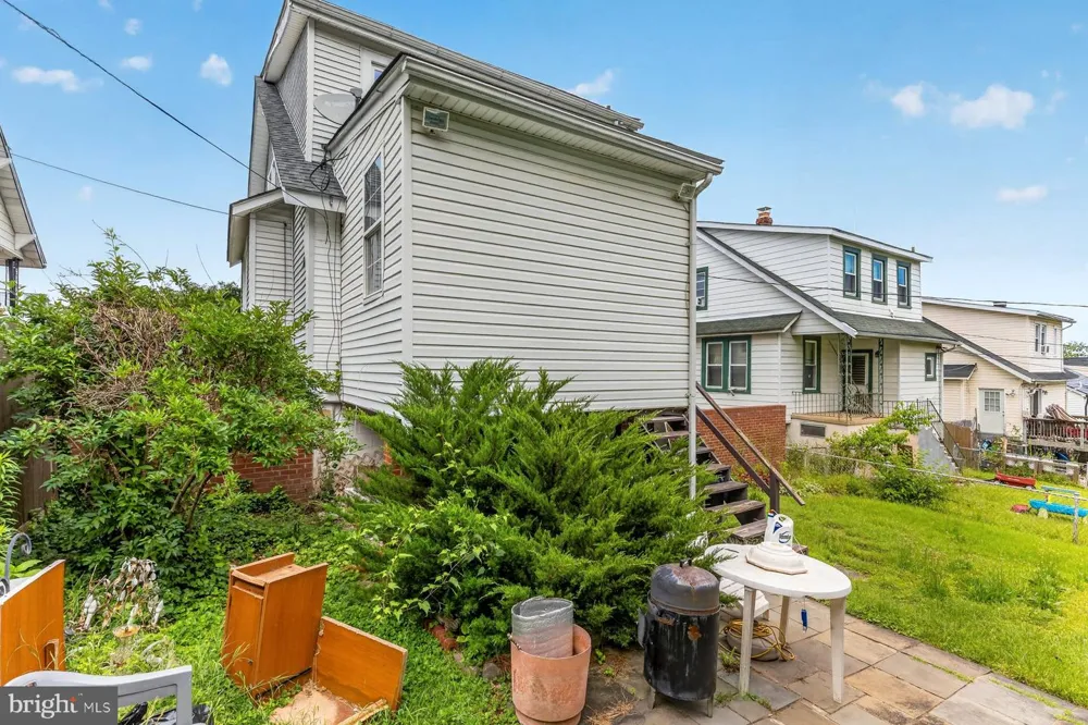 2803 FLEETWOOD AVENUE Baltimore, MD 21214