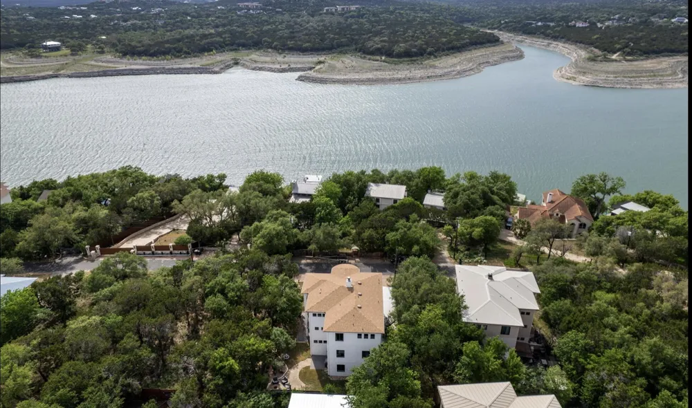 8117 Joy Road Volente, TX 78641