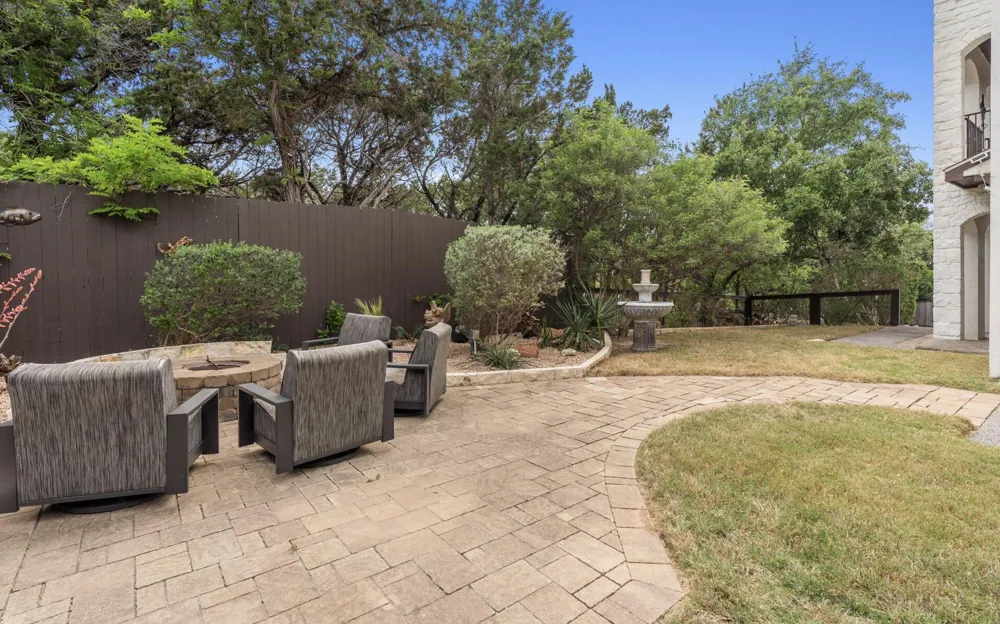 8117 Joy Road Volente, TX 78641