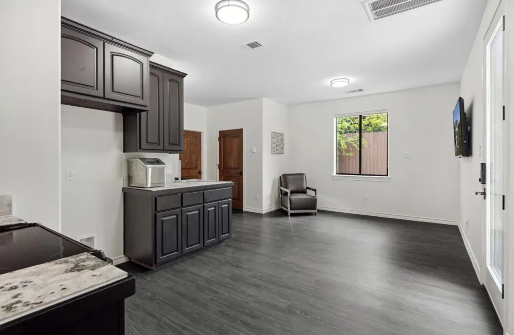 8117 Joy Road Volente, TX 78641