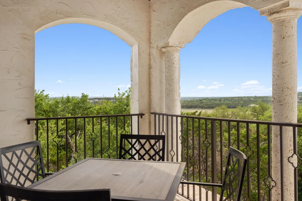 8117 Joy Road Volente, TX 78641