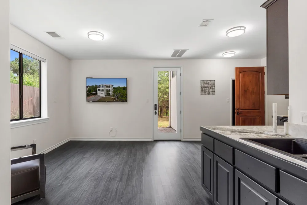 8117 Joy Road Volente, TX 78641