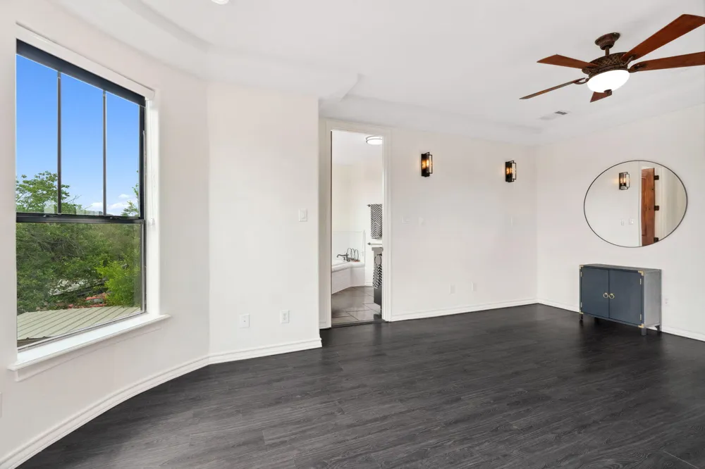 8117 Joy Road Volente, TX 78641