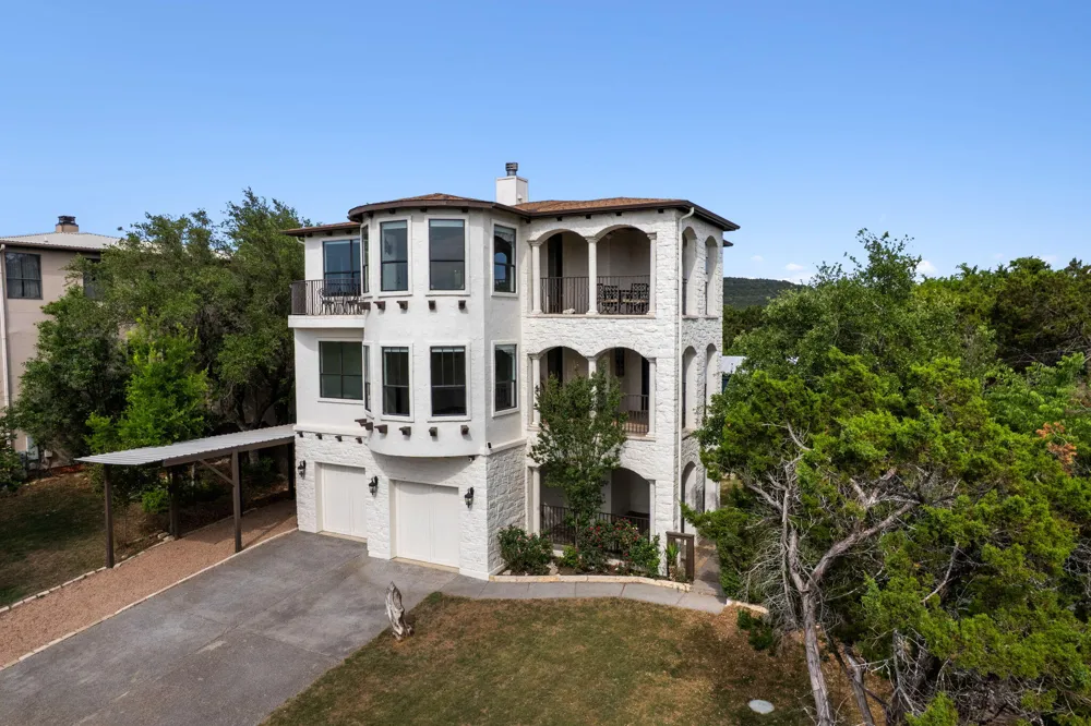 8117 Joy Road Volente, TX 78641