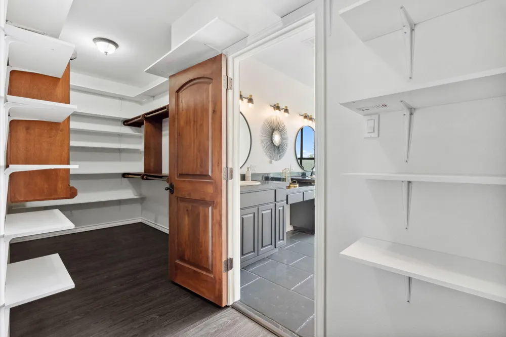 8117 Joy Road Volente, TX 78641
