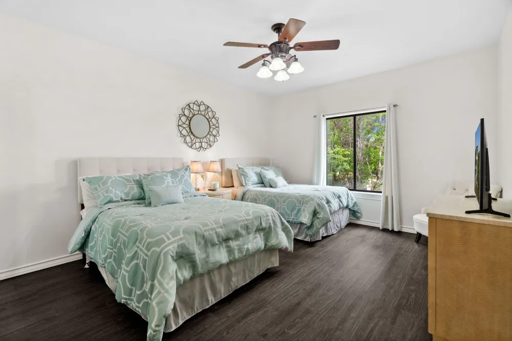 8117 Joy Road Volente, TX 78641
