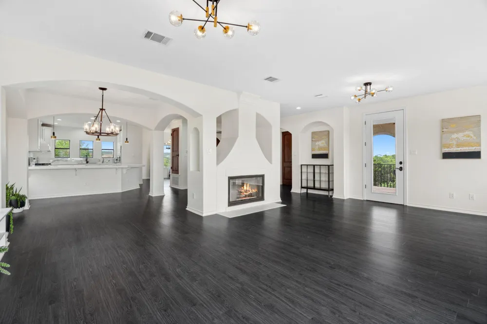 8117 Joy Road Volente, TX 78641