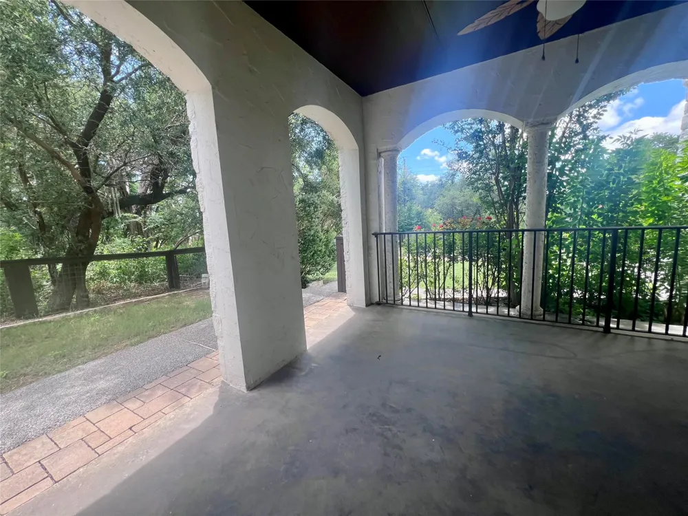 8117 Joy Road Volente, TX 78641