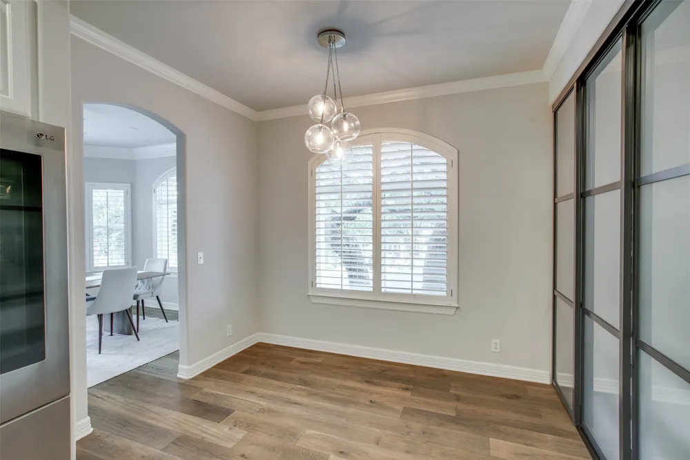 18 Glenway Drive The Hills, TX 78738