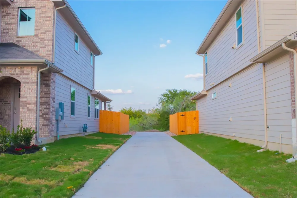 14015 Macquarie Drive Pflugerville, TX 78660