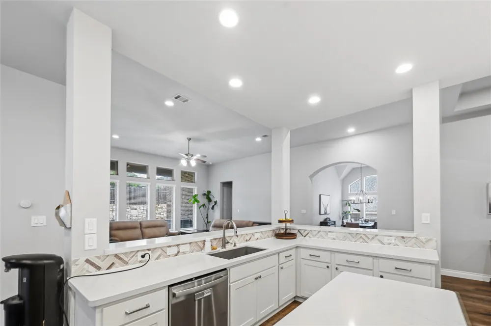 140 Catani Loop Georgetown, TX 78628
