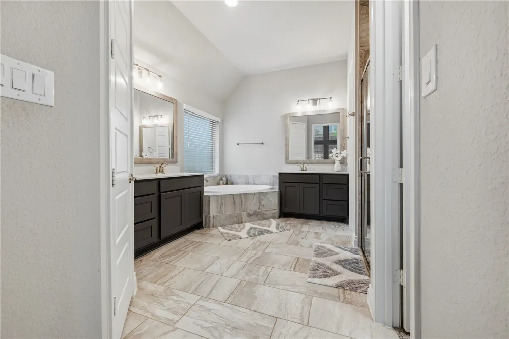 140 Catani Loop Georgetown, TX 78628