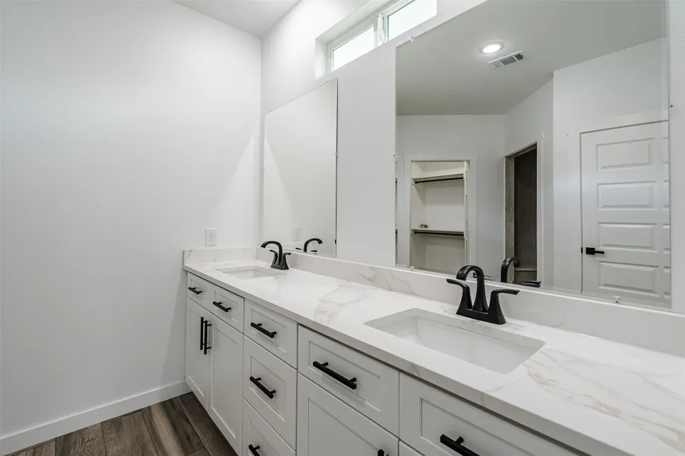 252 Amaranta Lane Dale, TX 78616